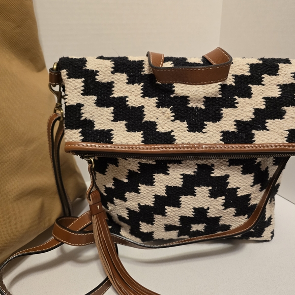 Patricia Nash Black and Cream Casoli Convertable Backpack/crossbody main image 16